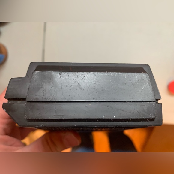 General Electric Model No 7-2506B AM FM Transistor Radio Tested and working - Picture 6 of 8